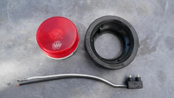 Markierungsleuchte rot mit Reflektor 12V 10028R Kit